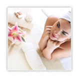 Wellness Frau Massage Angebote